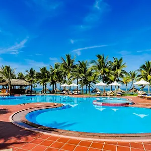 4* Resort Tropical Beach