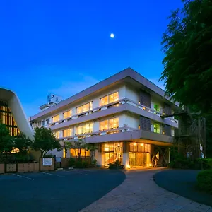 旅館 ゆがわら万葉荘 ***